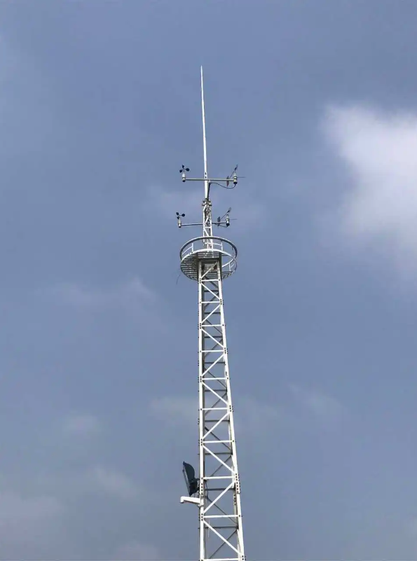 Cos'è una torre di monitoraggio meteorologico?