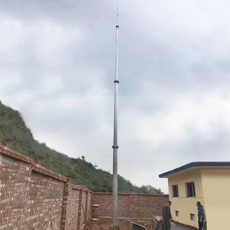 Torre di protezione contro i fulmini con struttura in acciaio zincato a caldo